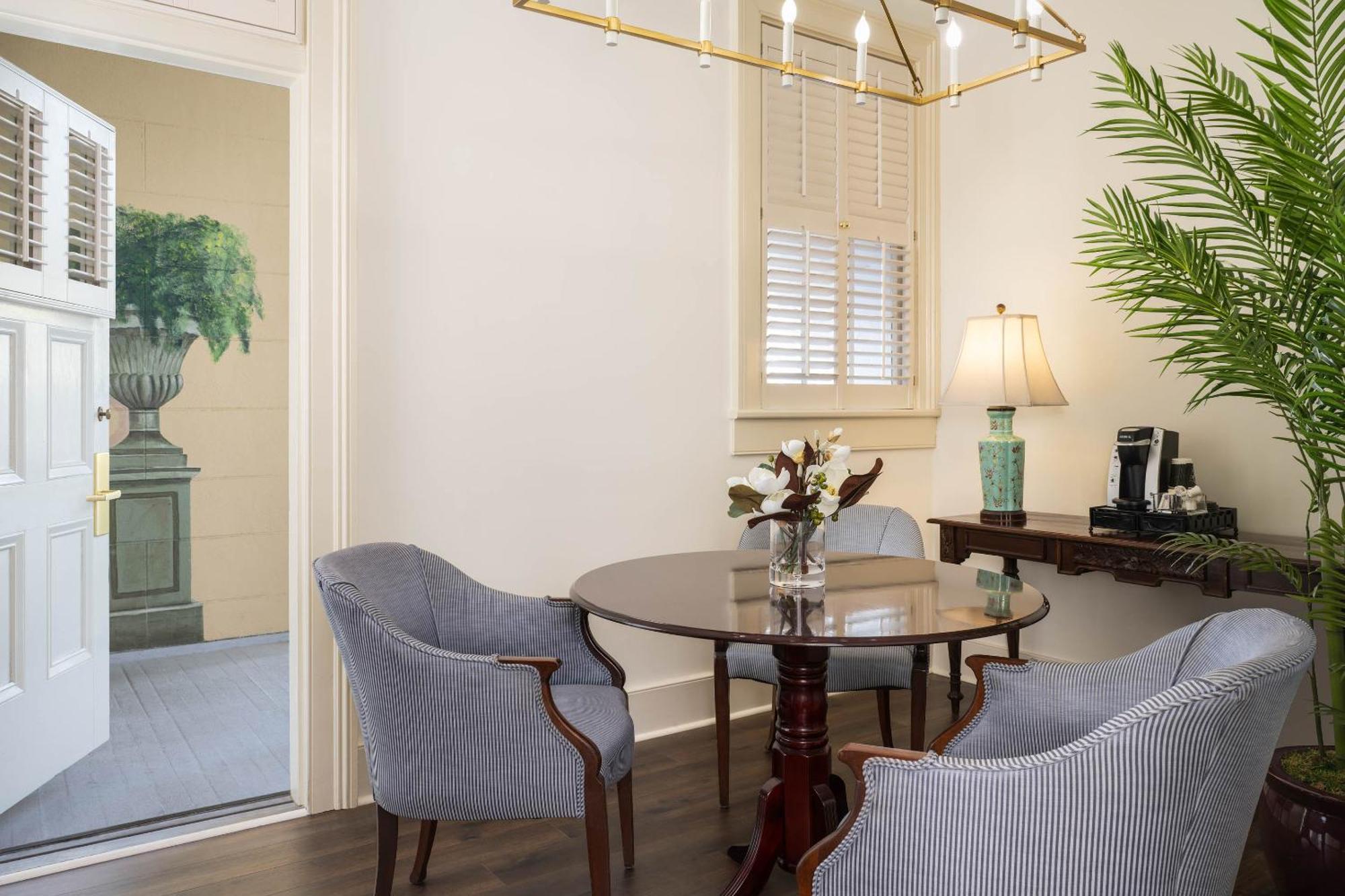 The Jasmine House Bed & Breakfast Charleston Exterior photo