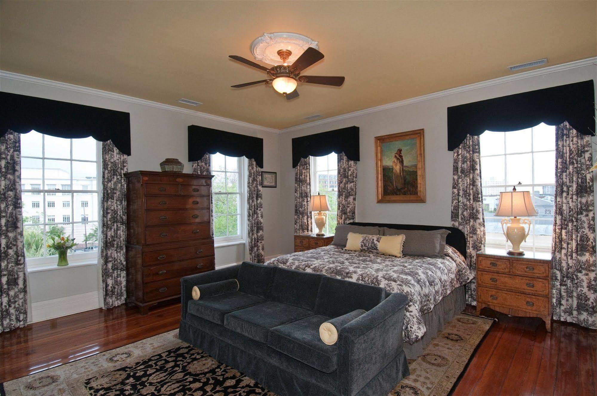 The Jasmine House Bed & Breakfast Charleston Exterior photo